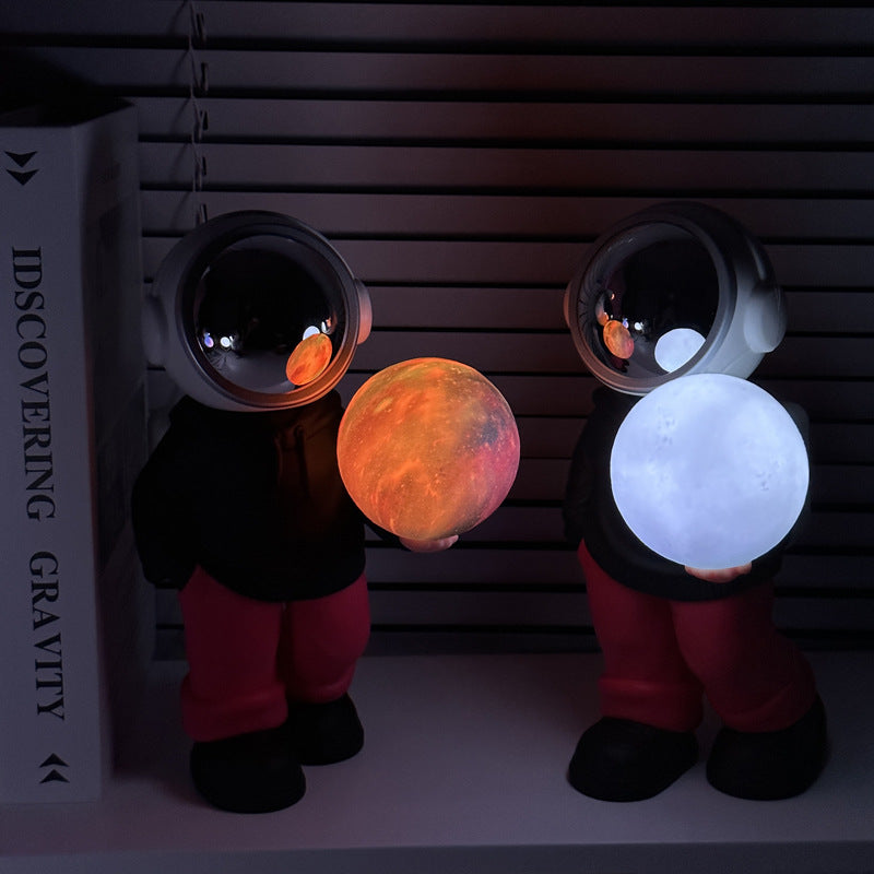 NNEDSZ Holding the romantic moon Creative Astronaut Bluetooth Speaker with 3D Starry Sky Lighting, Portable Wireless Moon Lamp Speaker