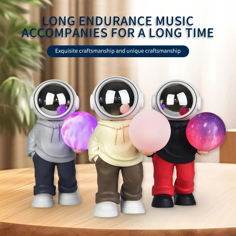 NNEDSZ Holding the romantic moon Creative Astronaut Bluetooth Speaker with 3D Starry Sky Lighting, Portable Wireless Moon Lamp Speaker